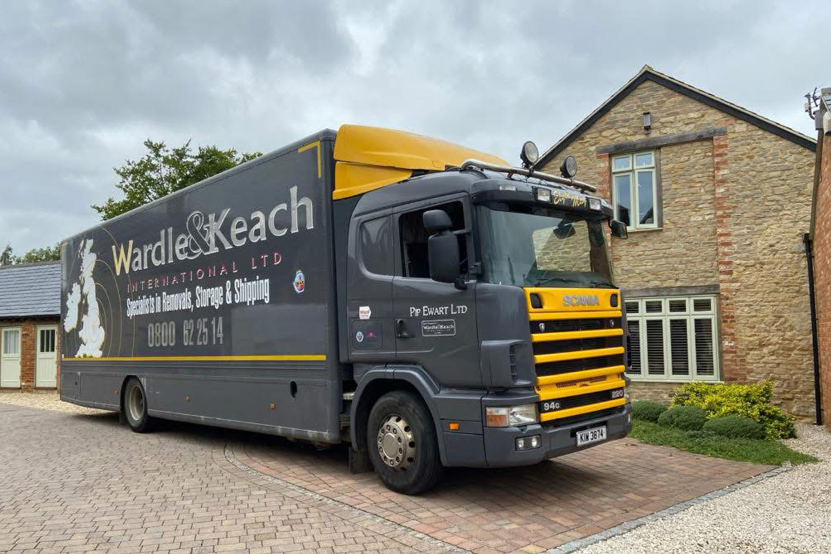 Local house removals with Wardle & Keach